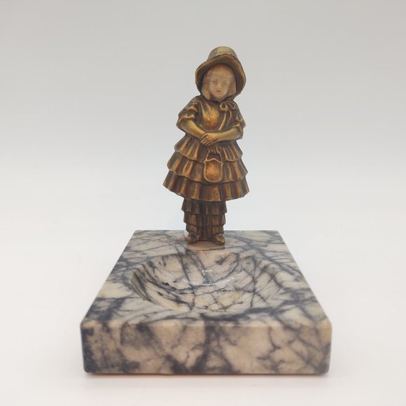 Bookend or Font by JB Hirsch - Picture 1 of 10